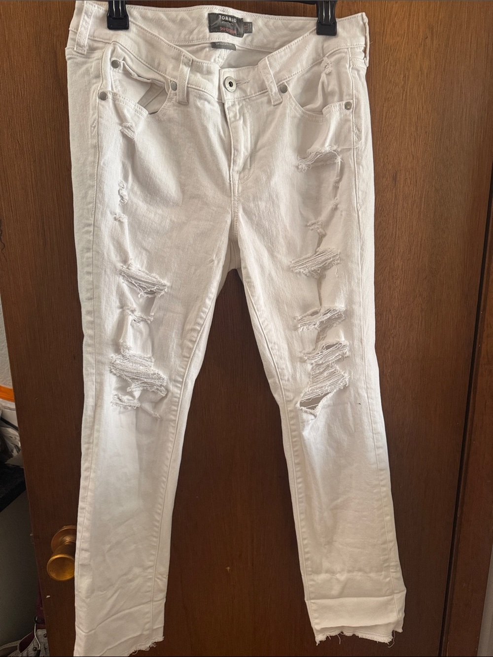 torrid White Ripped Skinny Jeans